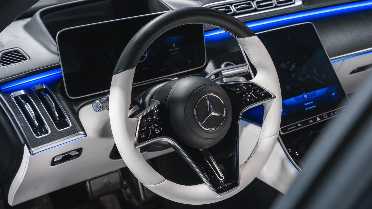 2022 Mercedes-Benz S-Class Maybach S 580 4MATIC Sedan Photo