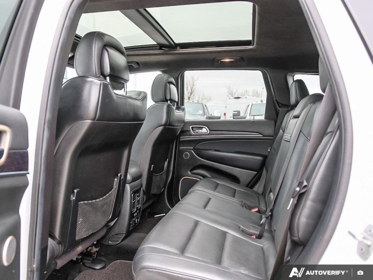 2014 Jeep Grand Cherokee SummitSUMMIT, ECODIESEL, 4X4, NAV, SUNROOF, LOADED Photo