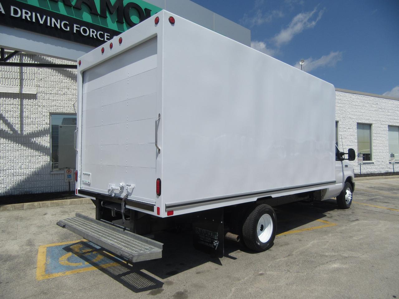 2024 Ford E-450 GAS 16FT HIGH BOX NEW LOW TEMP REEFER SYSTEM Photo