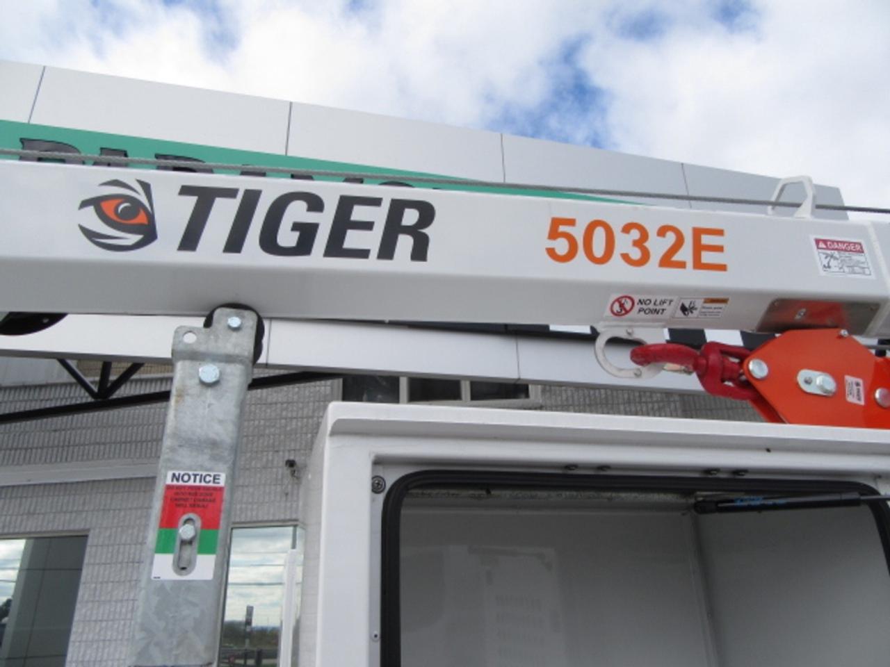 2020 Ford Super Duty F-550 DIESEL CREW 4X4 NEW SERVICE/UTILITY BODY & CRANE Photo