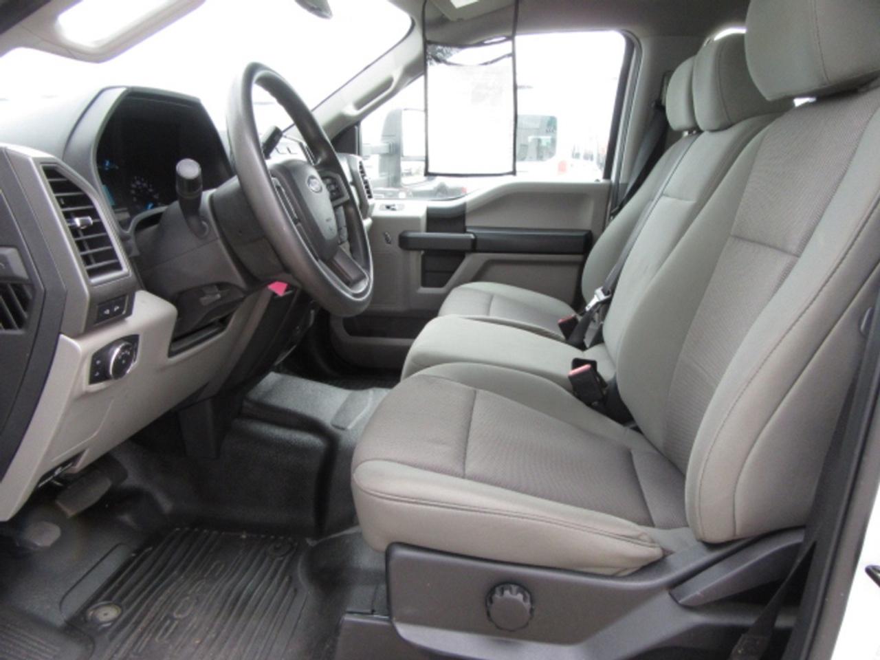 2020 Ford Super Duty F-550 DIESEL CREW 4X4 NEW SERVICE/UTILITY BODY & CRANE Photo