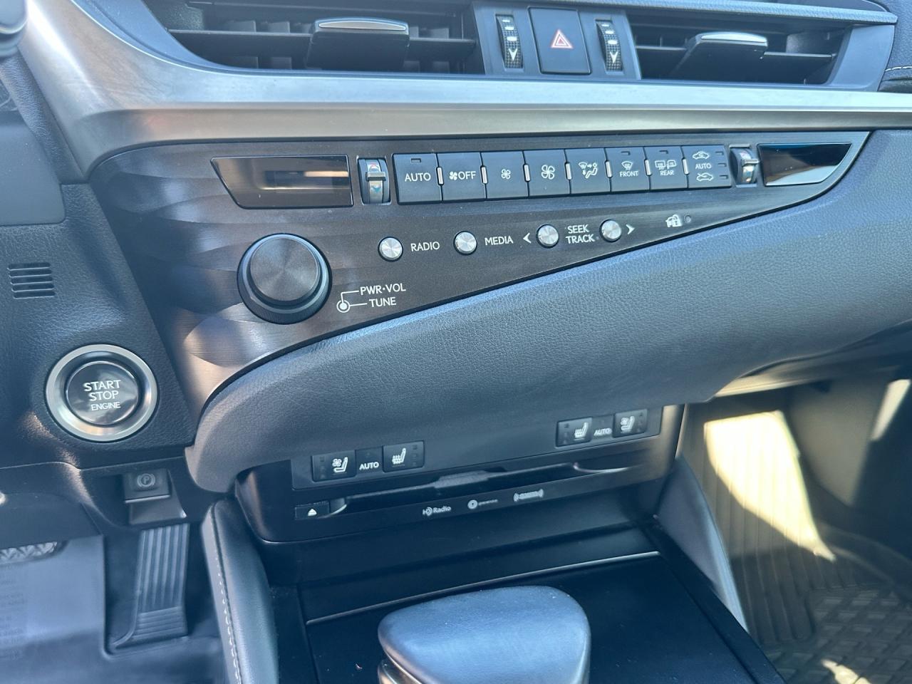 2020 Lexus ES ES 350 ~ ONE OWNER ~ NO ACCIDENTS ~ CERTIFIED Photo