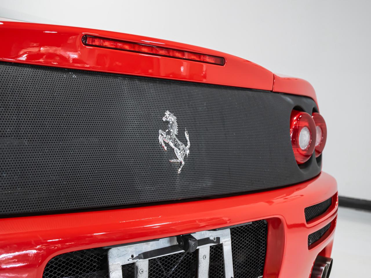2000 Ferrari 360 Modena 360 MODENA AUTOMATIC PADDLE SHIFTERS Photo