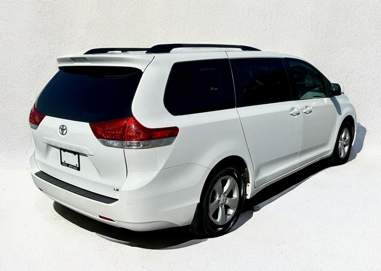 2012 Toyota Sienna LE ~ 4 CYLINDER ~ NO ACCIDENTS ~ CERTIFIED Photo2