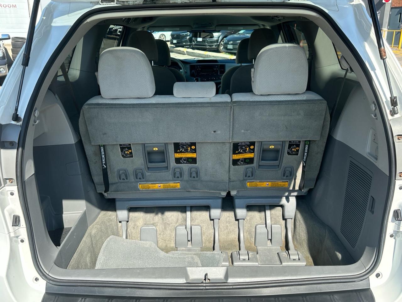 2012 Toyota Sienna LE ~ 4 CYLINDER ~ NO ACCIDENTS ~ CERTIFIED Photo