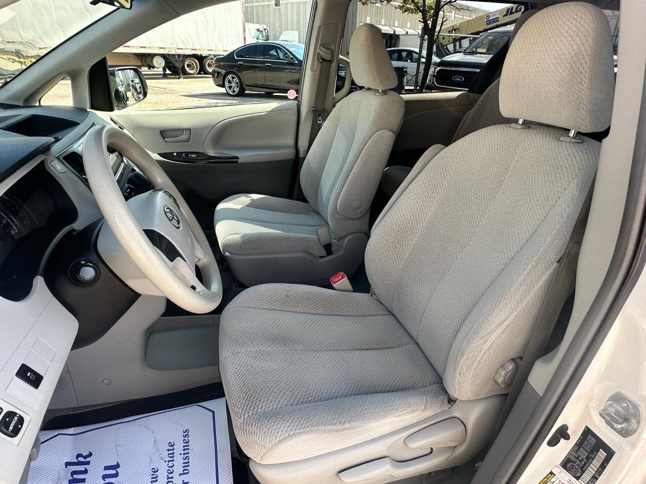 2012 Toyota Sienna LE ~ 4 CYLINDER ~ NO ACCIDENTS ~ CERTIFIED Photo