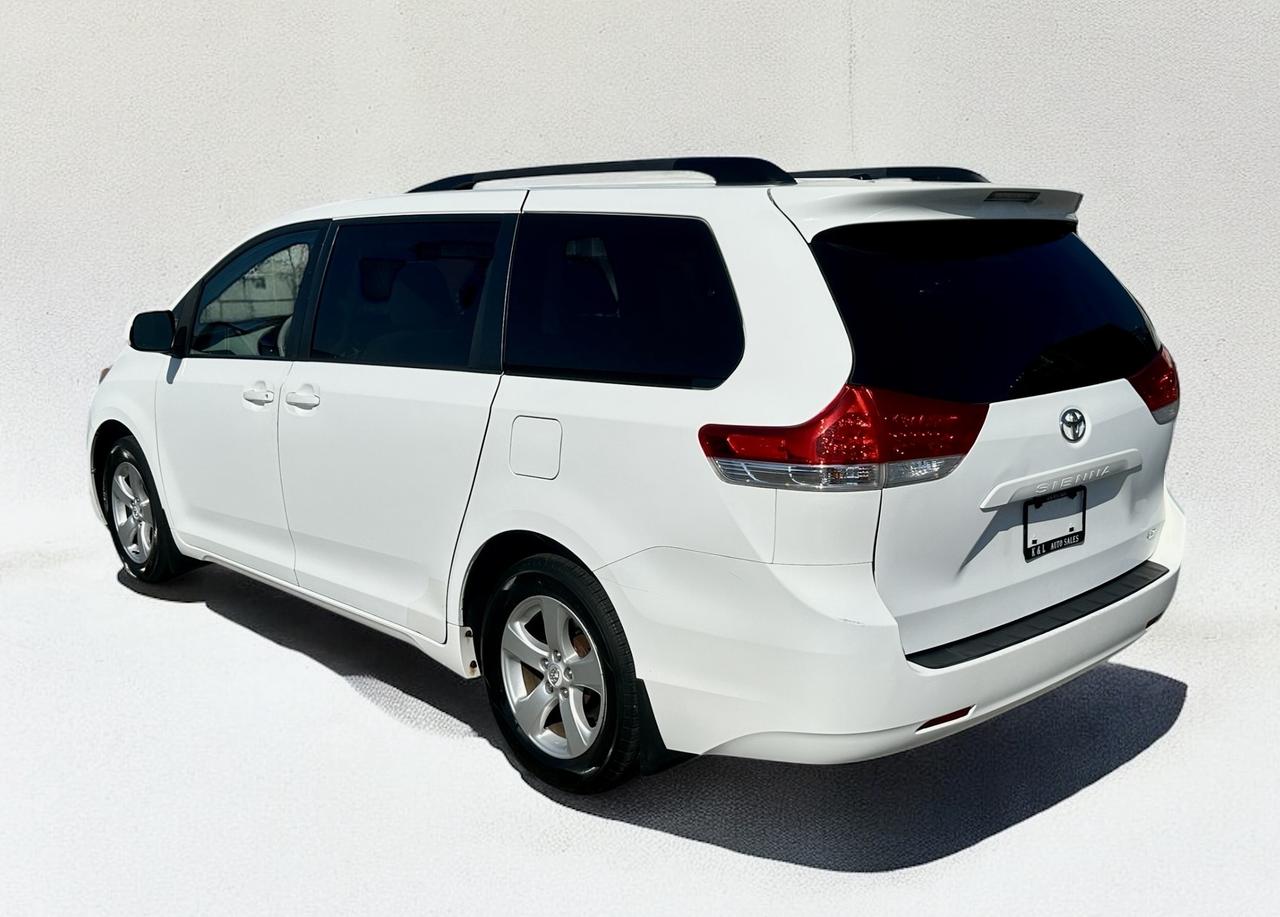 2012 Toyota Sienna LE ~ 4 CYLINDER ~ NO ACCIDENTS ~ CERTIFIED Photo