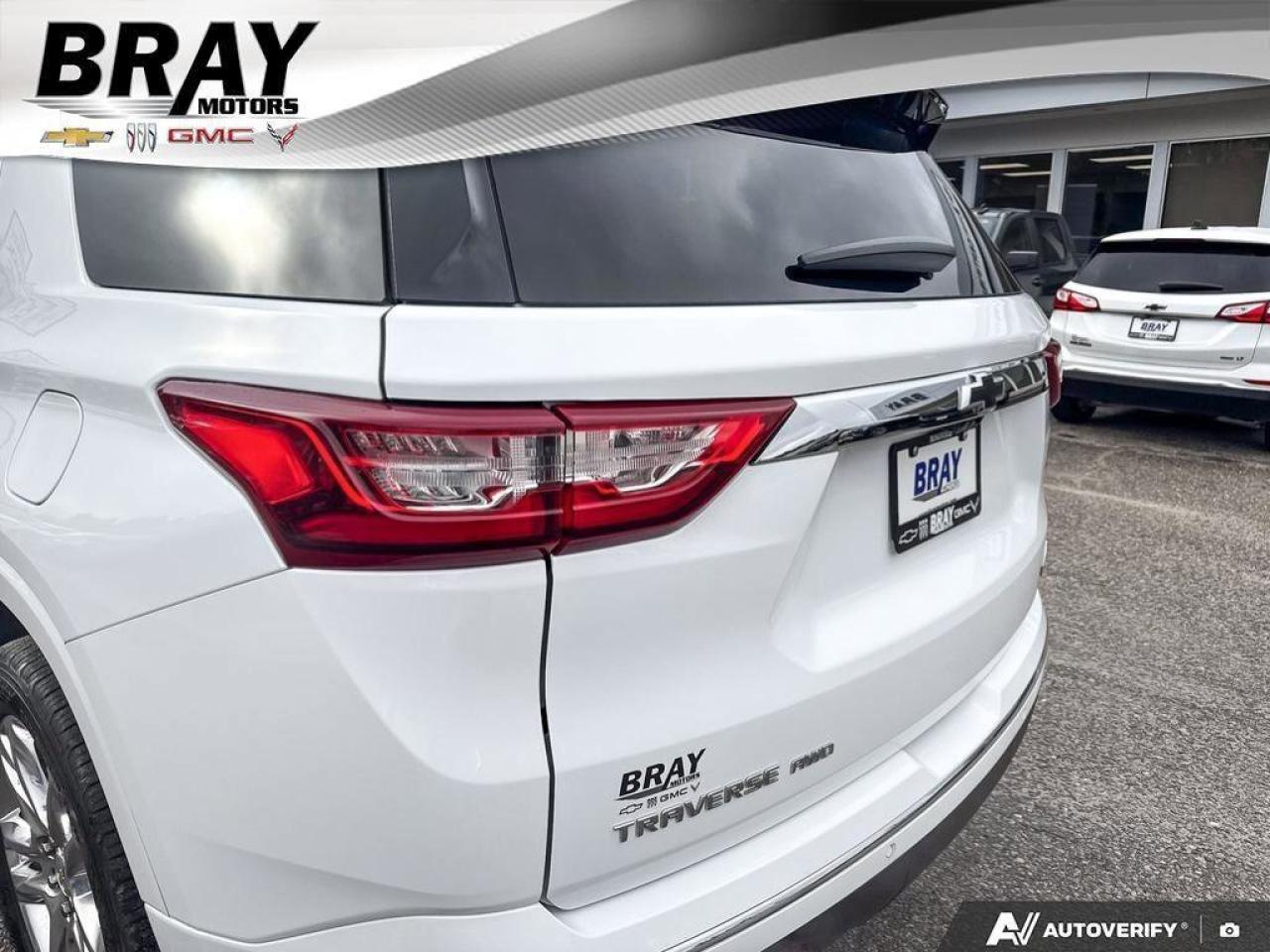 2020 Chevrolet Traverse High Country   LOADED. DUAL SUNROOF. CERTIFIED. Photo