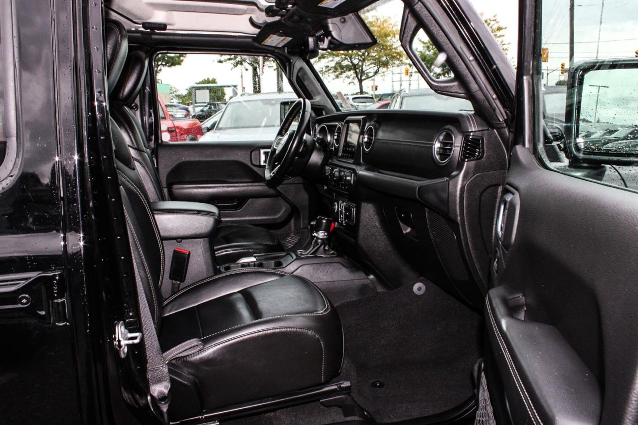 2021 Jeep Gladiator Overland 4x4  Gps SiriusXM HtdSeats BkpCam Photo