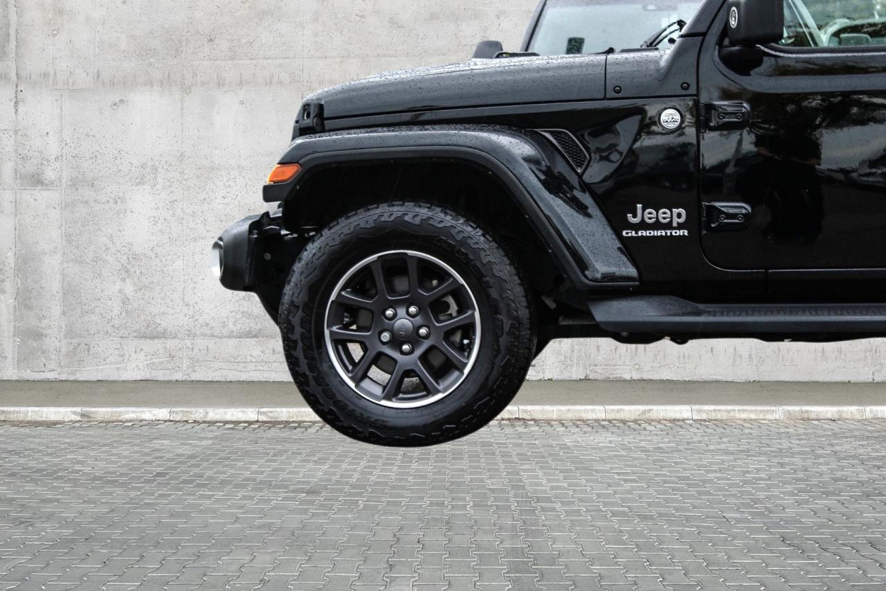 2021 Jeep Gladiator Overland 4x4  Gps SiriusXM HtdSeats BkpCam Photo