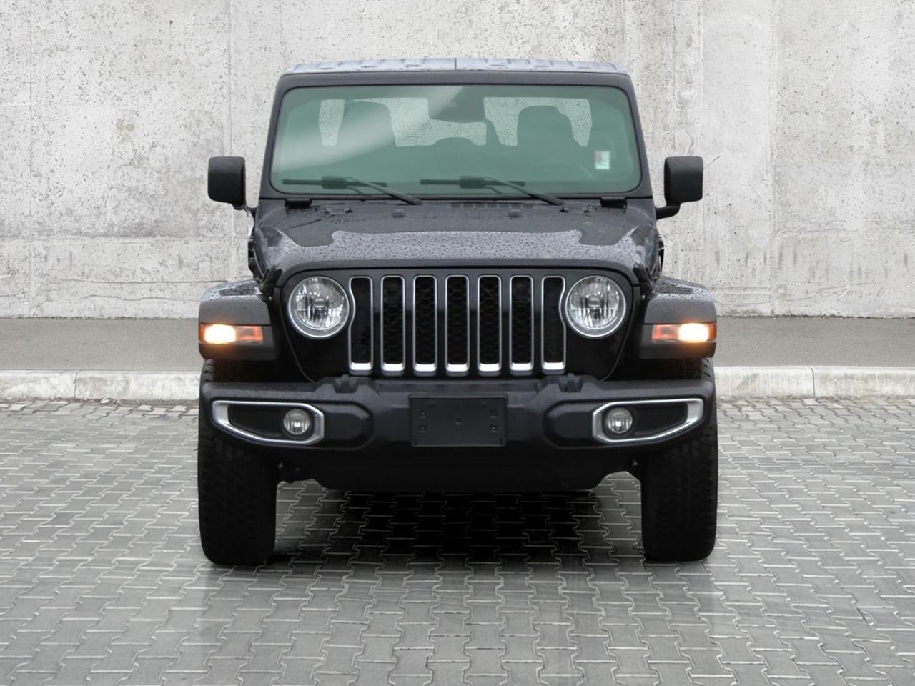 2021 Jeep Gladiator Overland 4x4  Gps SiriusXM HtdSeats BkpCam Photo