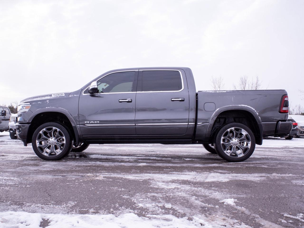 2020 RAM 1500 Limited - Wireless Charging Pad Photo