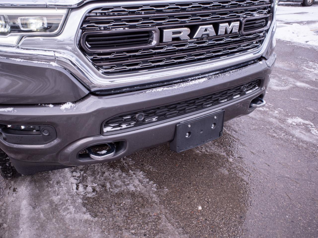 2020 RAM 1500 Limited - Wireless Charging Pad Photo