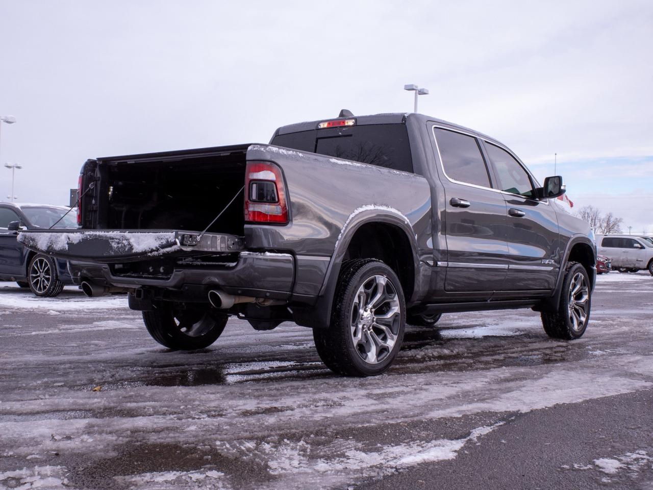 2020 RAM 1500 Limited - Wireless Charging Pad Photo
