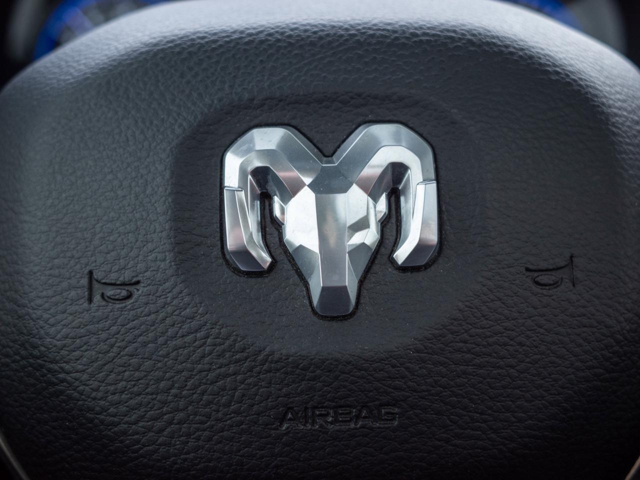 2020 RAM 1500 Limited - Wireless Charging Pad Photo