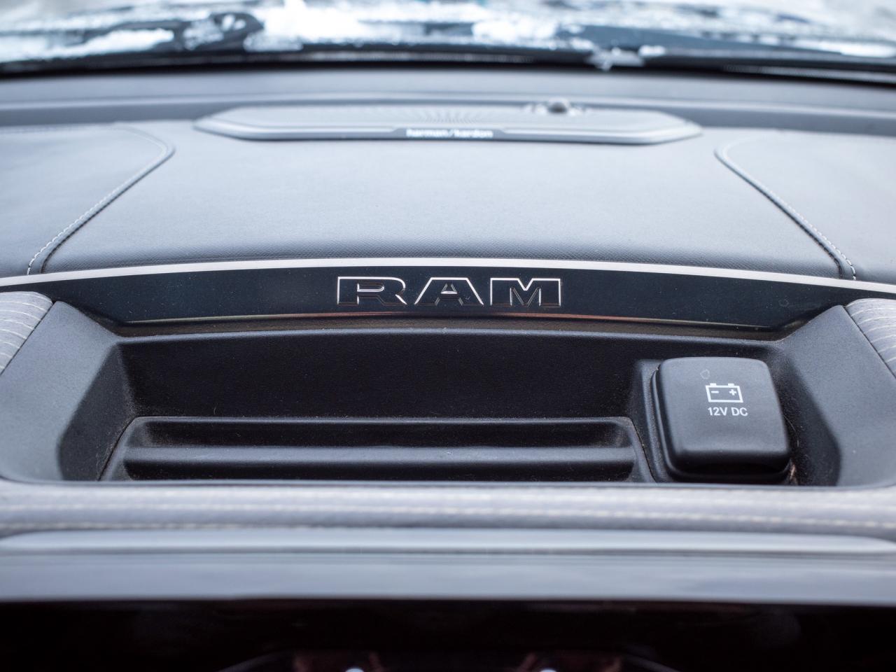 2020 RAM 1500 Limited - Wireless Charging Pad Photo