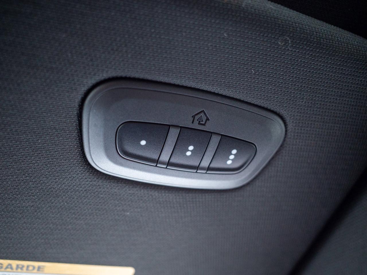 2020 RAM 1500 Limited - Wireless Charging Pad Photo