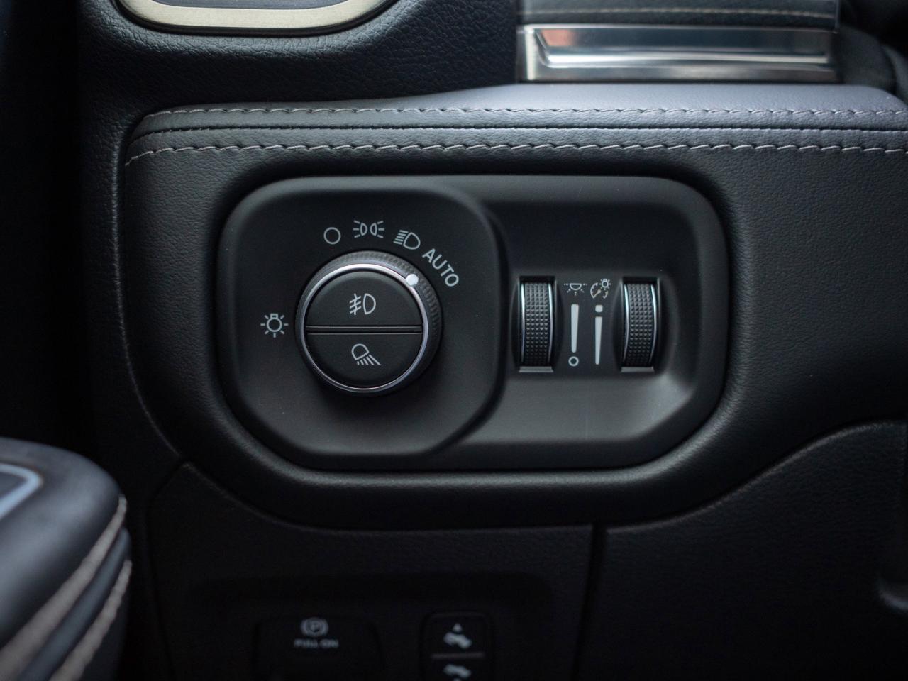 2020 RAM 1500 Limited - Wireless Charging Pad Photo