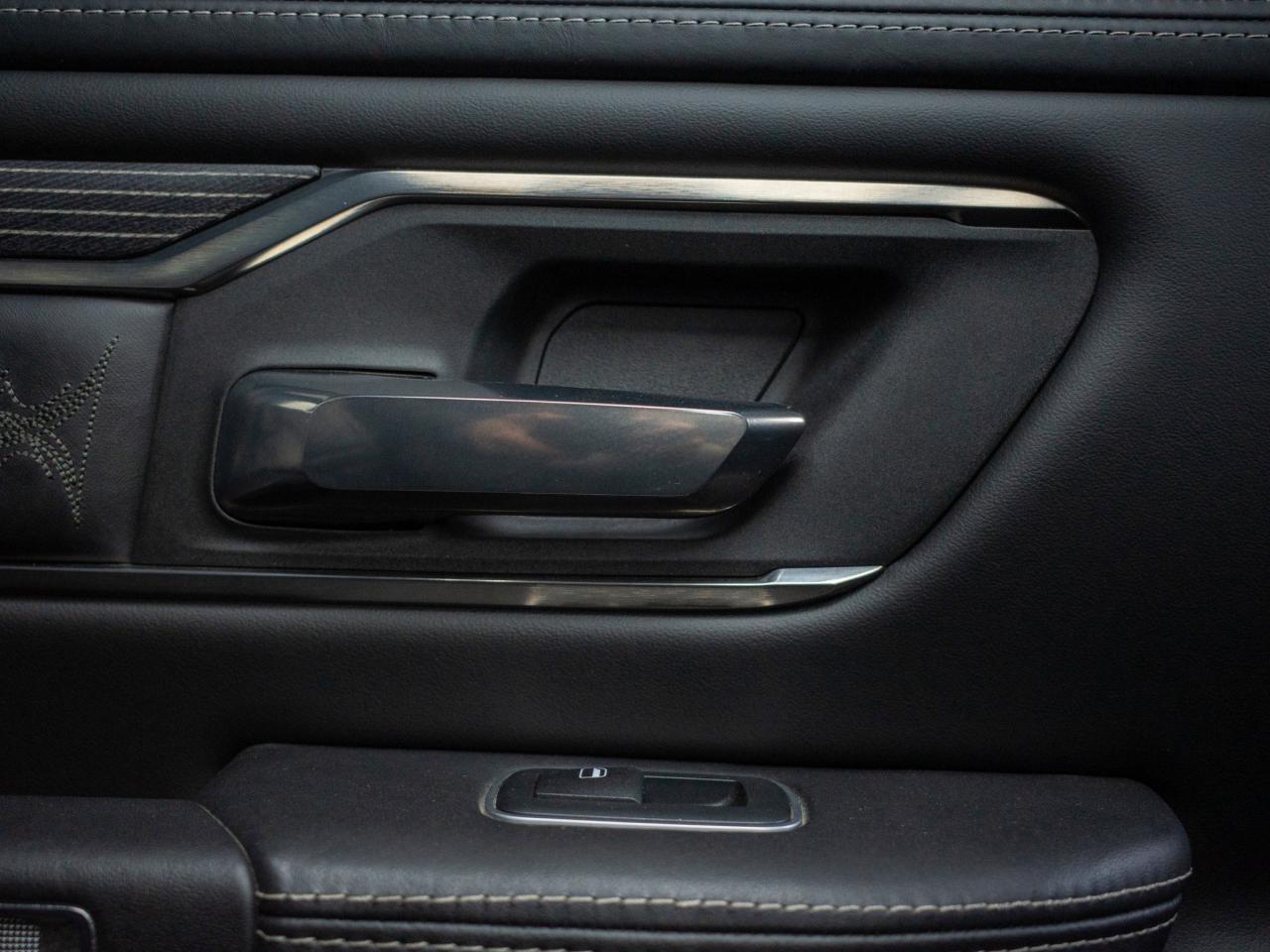 2020 RAM 1500 Limited - Wireless Charging Pad Photo