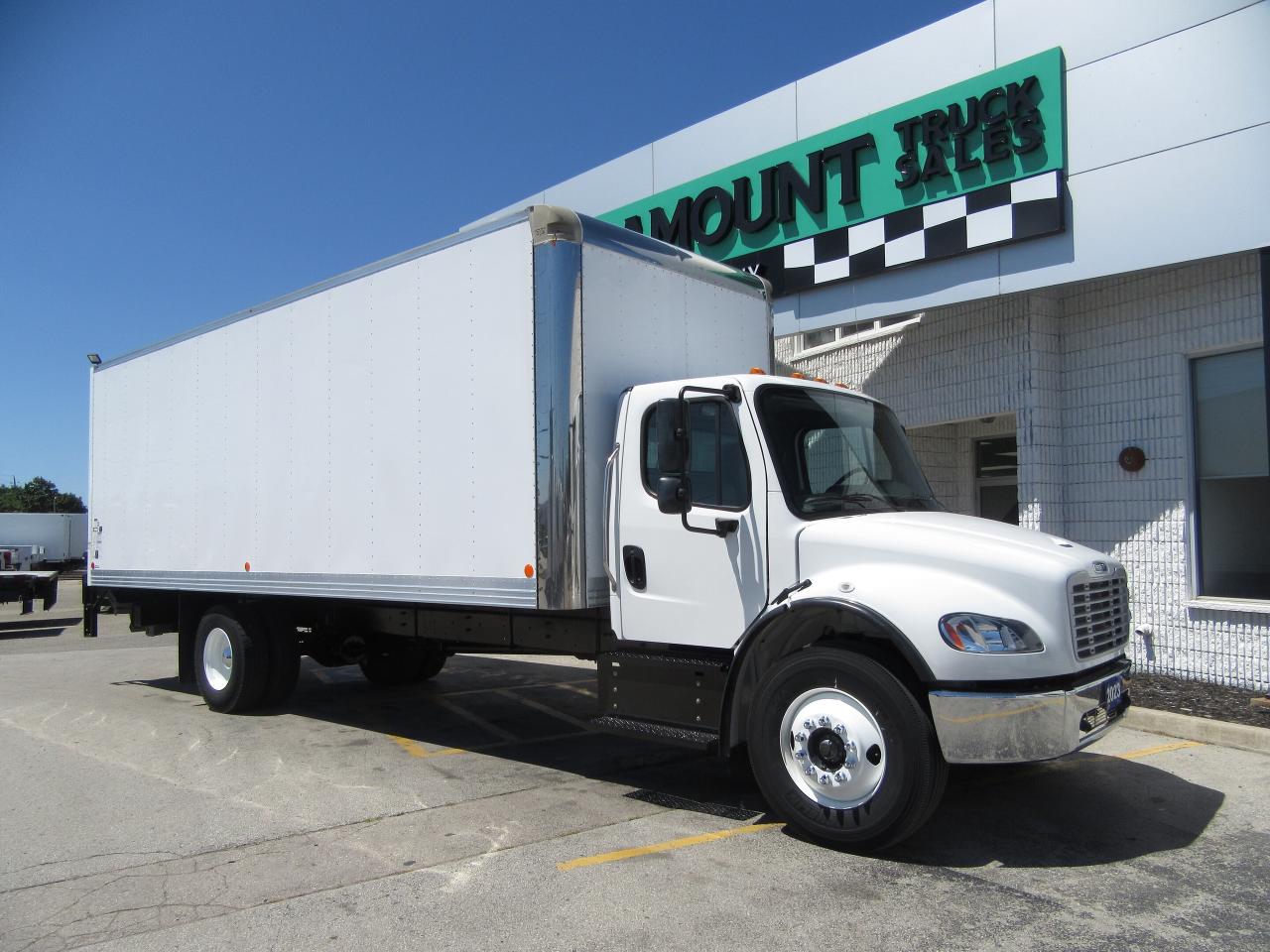 2023 Freightliner M2106 26FT ALUMINUM BOX POWER LIFT GATE Photo0