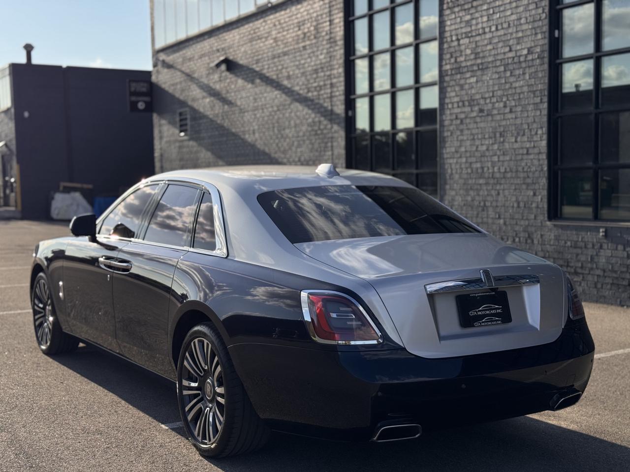 2022 Rolls-Royce Ghost Sedan Photo