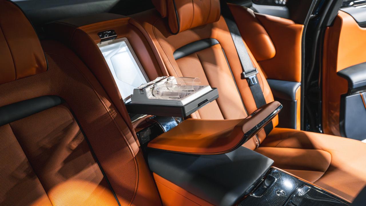 2022 Rolls-Royce Ghost Sedan Photo