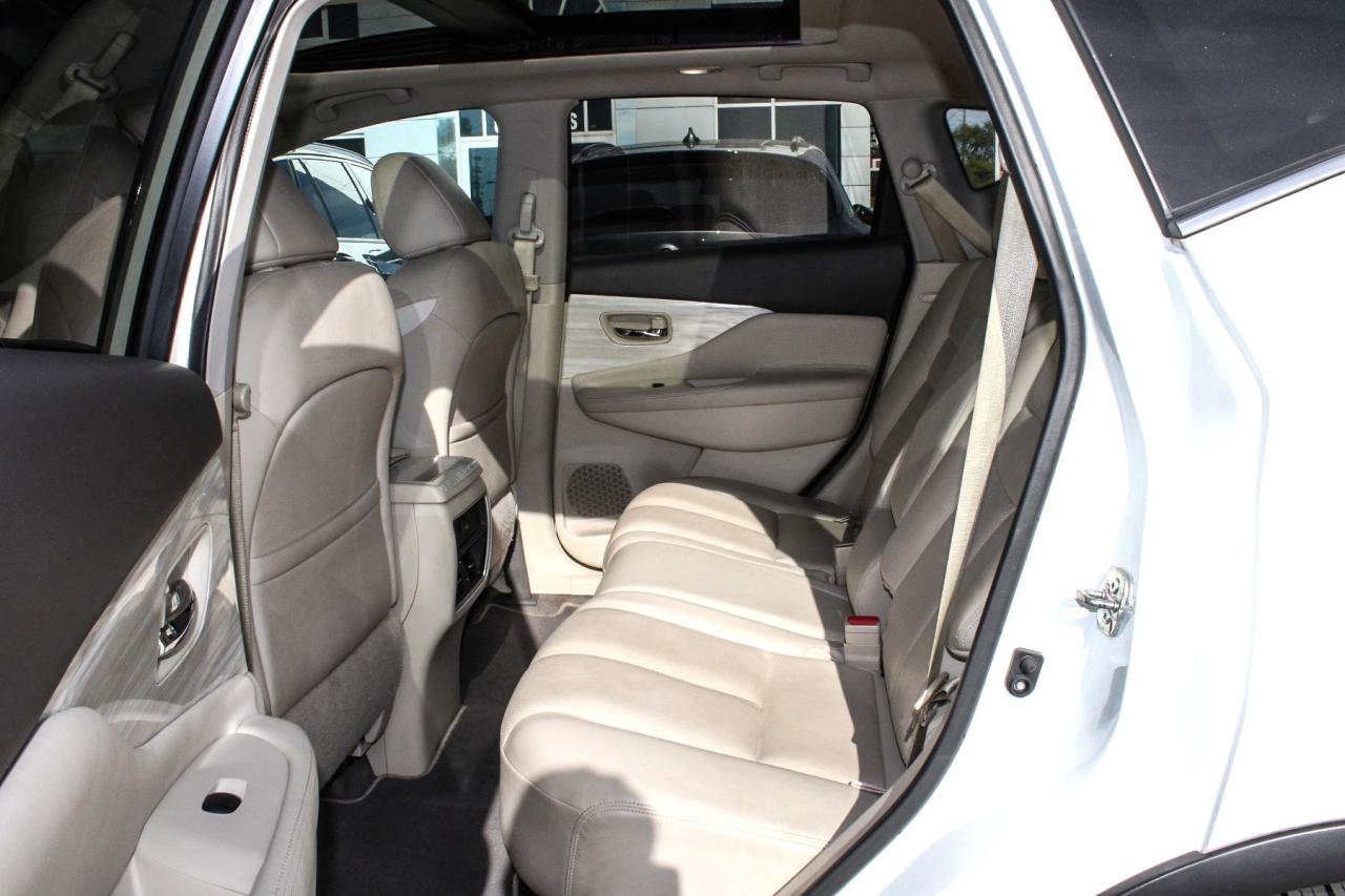 2016 Nissan Murano AWD SL  BkpCam Gps SiriusXM HtdSeats Photo