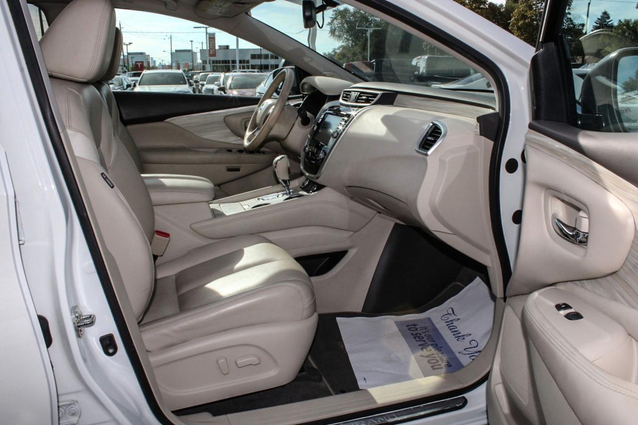 2016 Nissan Murano AWD SL  BkpCam Gps SiriusXM HtdSeats Photo