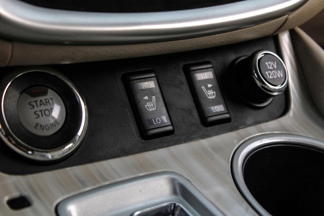 2016 Nissan Murano AWD SL  BkpCam Gps SiriusXM HtdSeats Photo