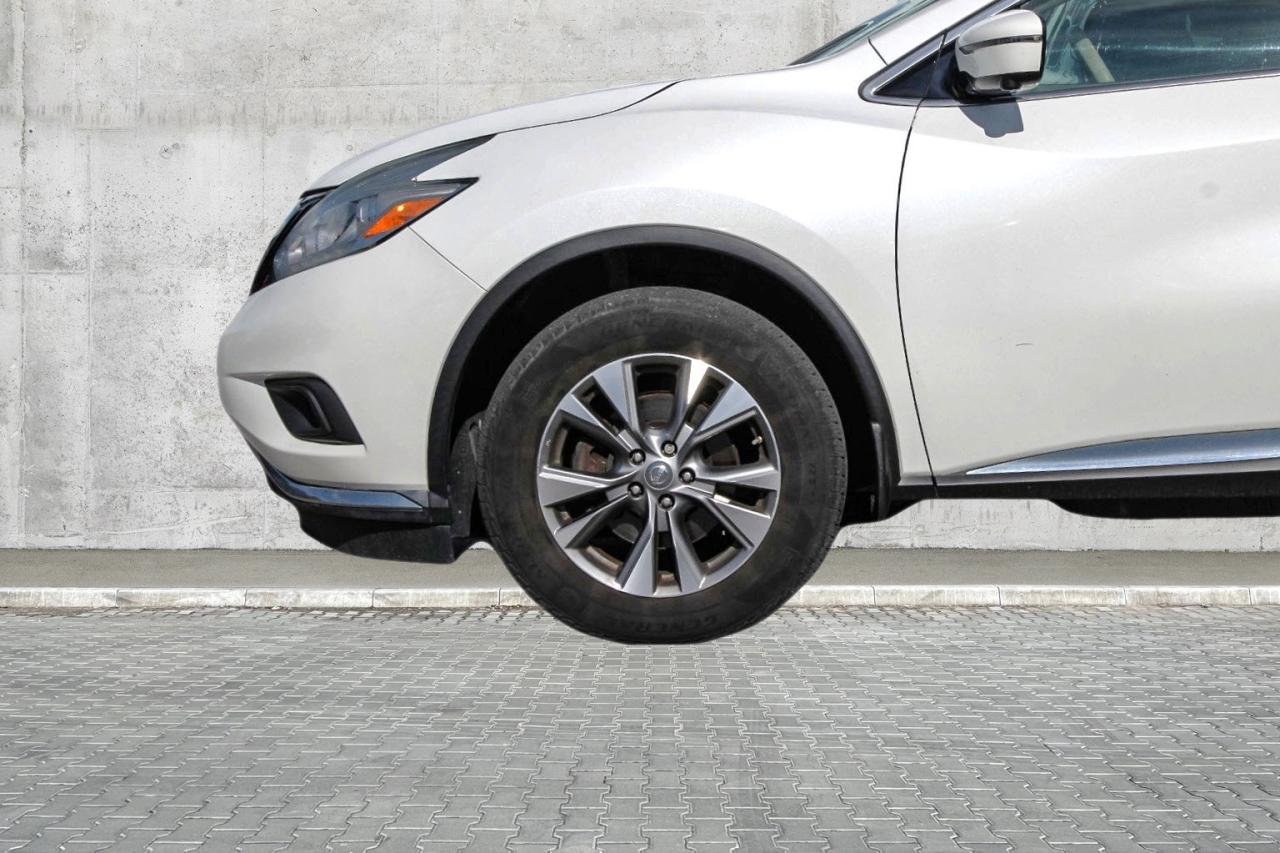 2016 Nissan Murano AWD SL  BkpCam Gps SiriusXM HtdSeats Photo