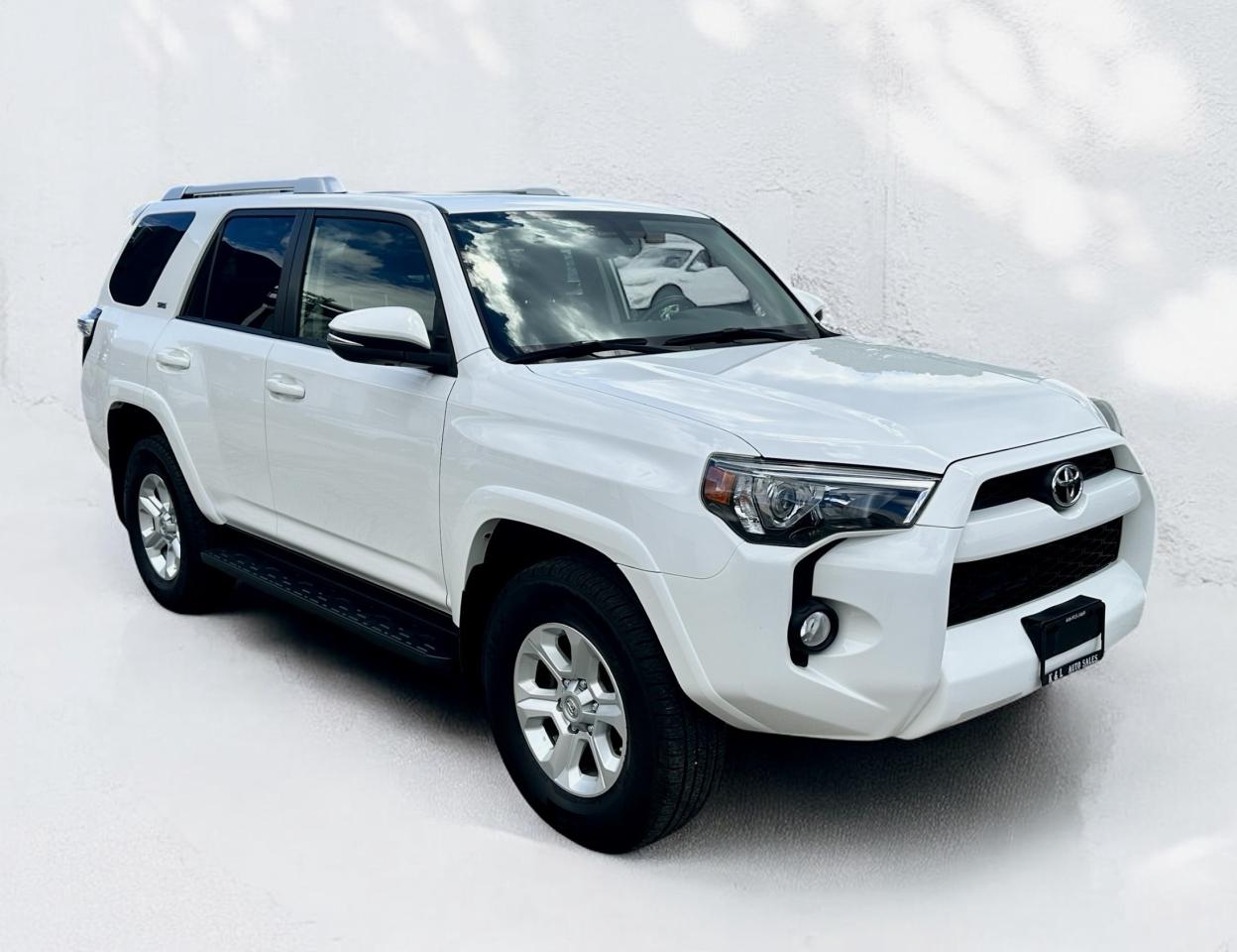 2016 Toyota 4Runner 4WD ~ SR5 ~ 7 PASSENGER ~ LEATHER ~ SUNROOF Photo