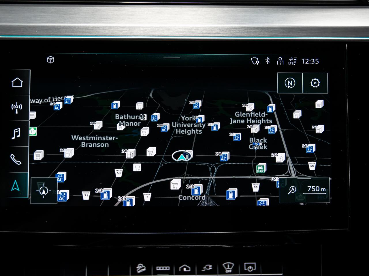 2021 Audi E-Tron TECHNIK QUATTRO HEADS UP BLIND SPOTS NAVI REAR CAM Photo