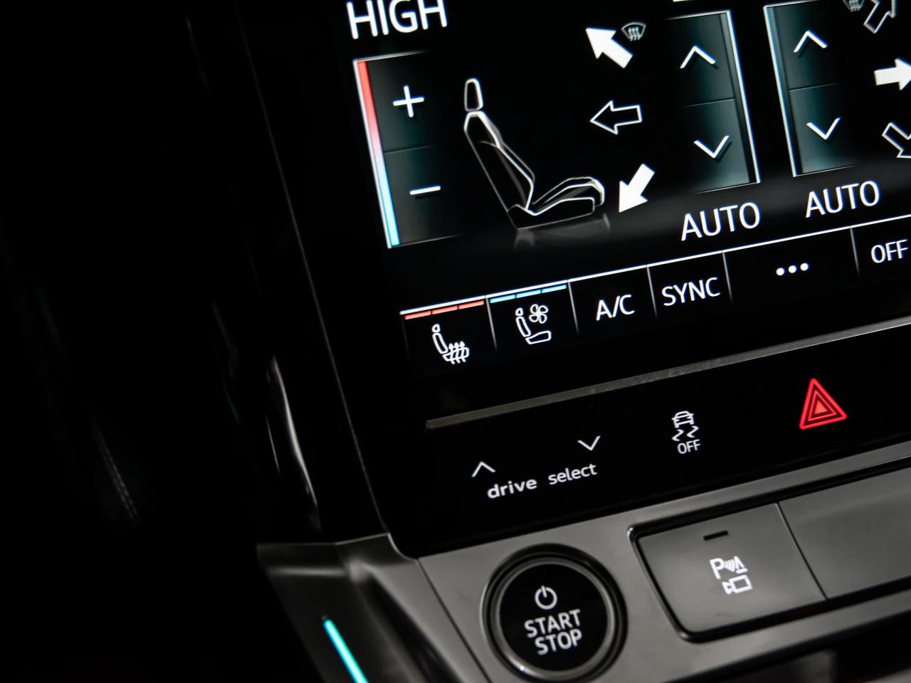 2021 Audi E-Tron TECHNIK QUATTRO HEADS UP BLIND SPOTS NAVI REAR CAM Photo