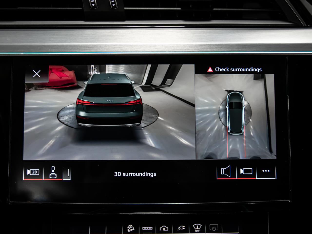 2021 Audi E-Tron TECHNIK QUATTRO HEADS UP BLIND SPOTS NAVI REAR CAM Photo