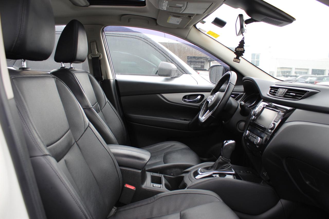 2020 Nissan Qashqai SL/ Winter Tire Pkg/ Leather Sunroof/AWD/ Fully Lo Photo
