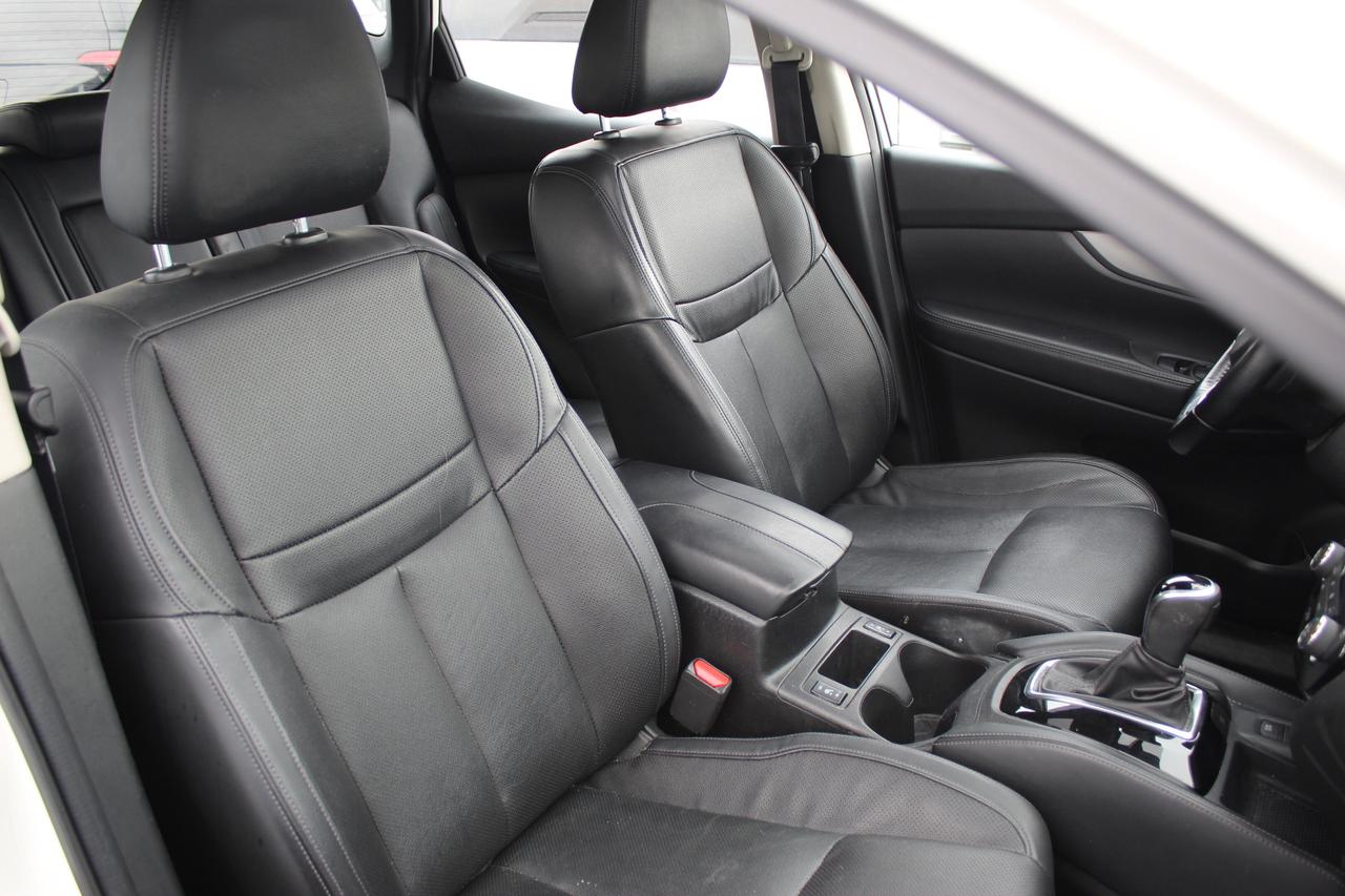 2020 Nissan Qashqai SL/ Winter Tire Pkg/ Leather Sunroof/AWD/ Fully Lo Photo