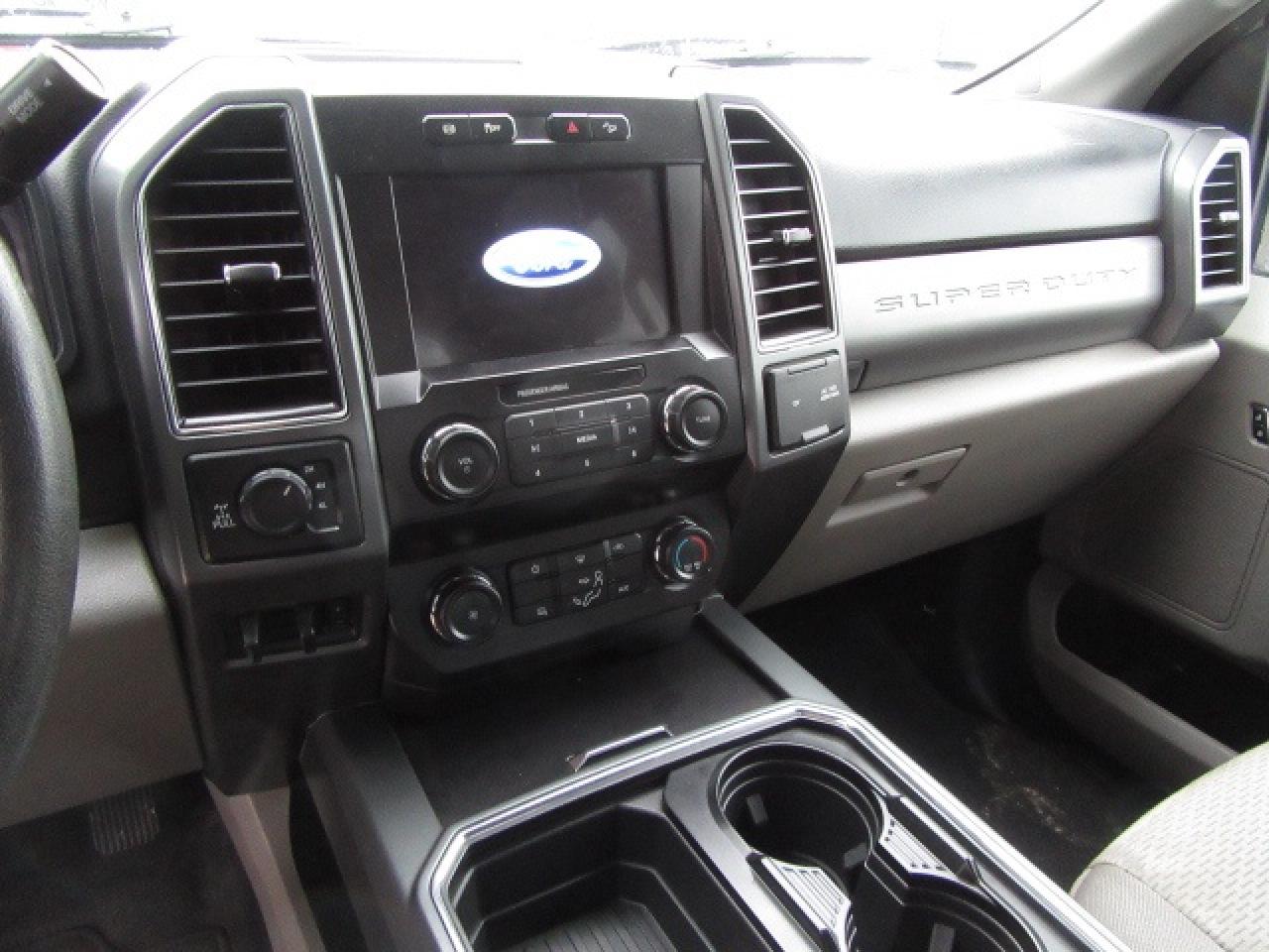 2022 Ford F-350 DIESEL CREW CAB 4X4 NEW SERVICE / UTILITY BODY Photo