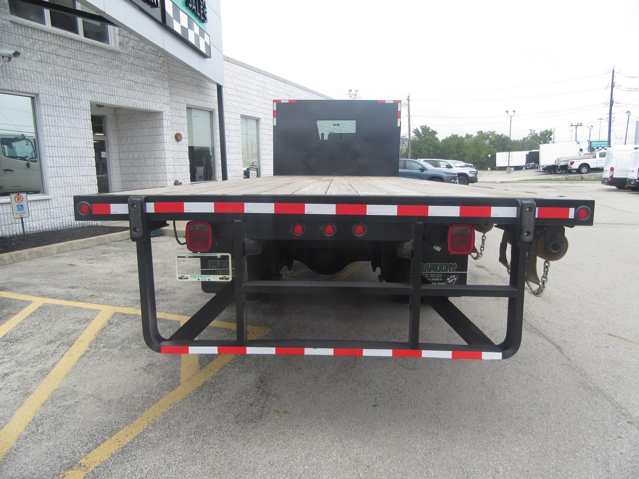 2023 Hino L7 DIESEL 26FT FLAT DECK & TIE STRAP PKG Photo3