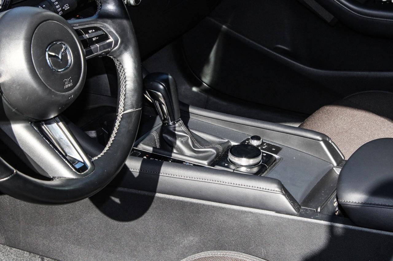 2022 Mazda Mazda3 Sport GS Auto  SportMode CruiseCtrl Photo