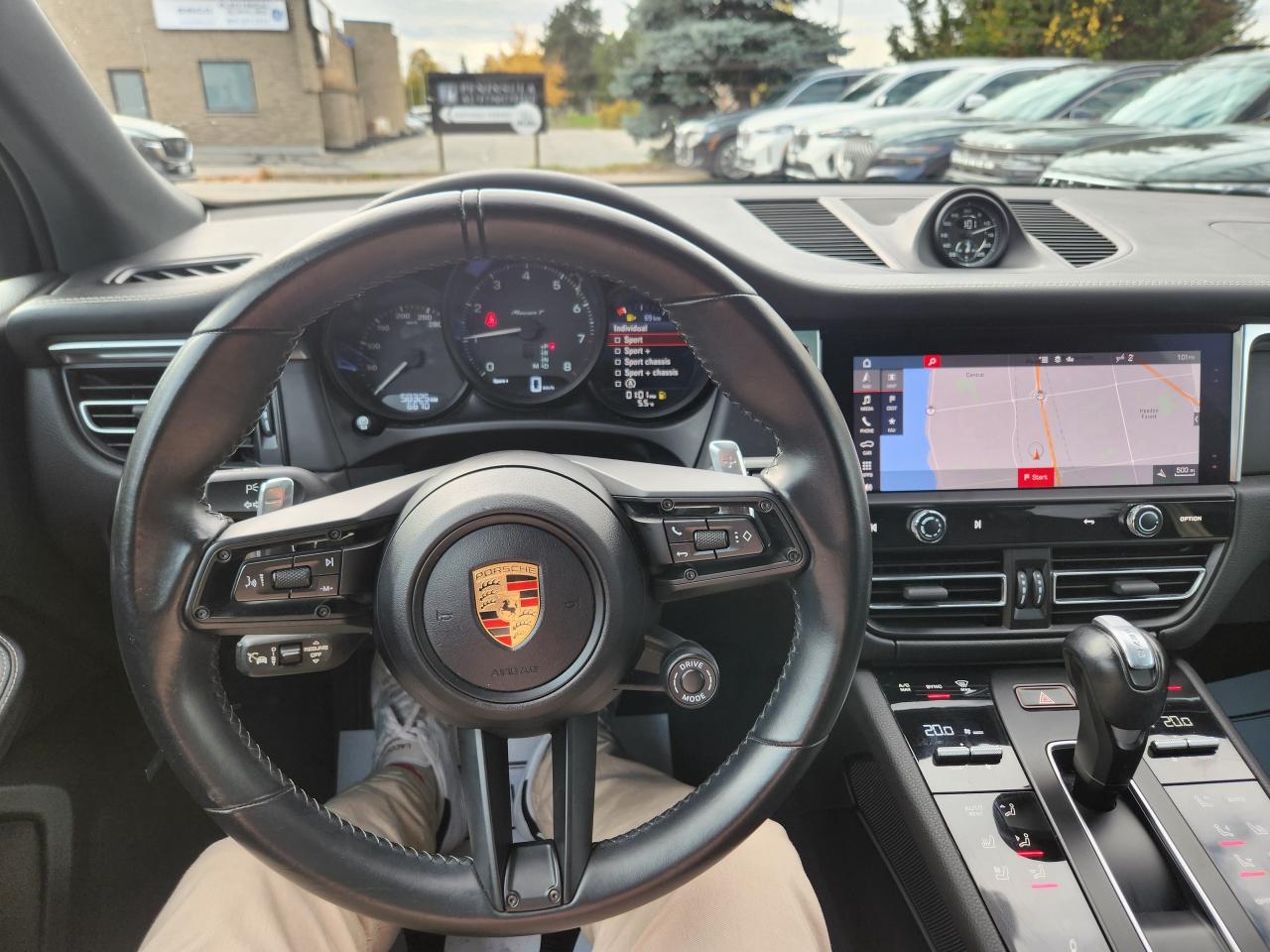 2024 Porsche Macan T AWD, PREMIUM PLUS,360 CAM, CARPLAY, SPORT CHRONO Photo