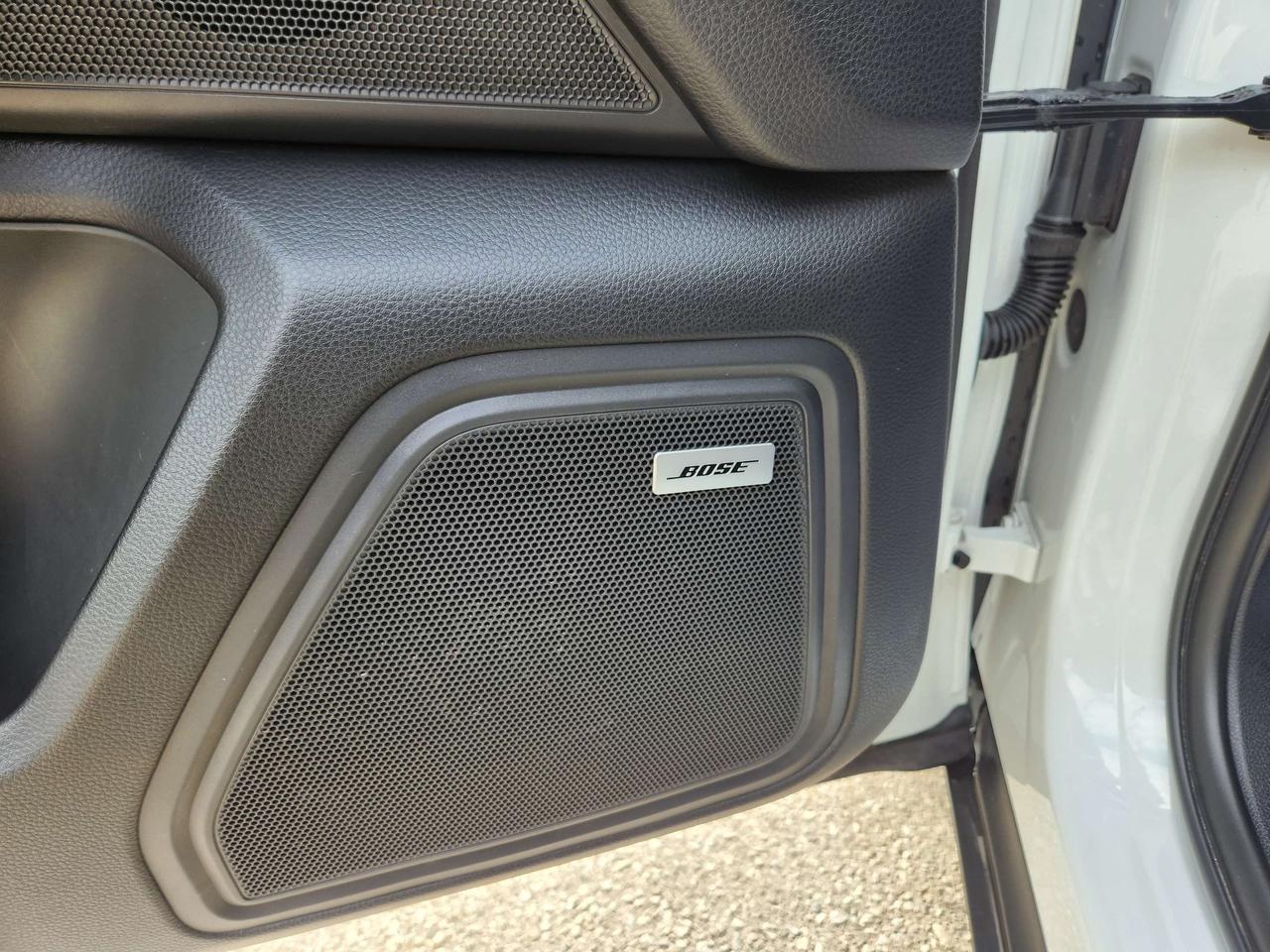 2024 Porsche Macan T AWD, PREMIUM PLUS,360 CAM, CARPLAY, SPORT CHRONO Photo