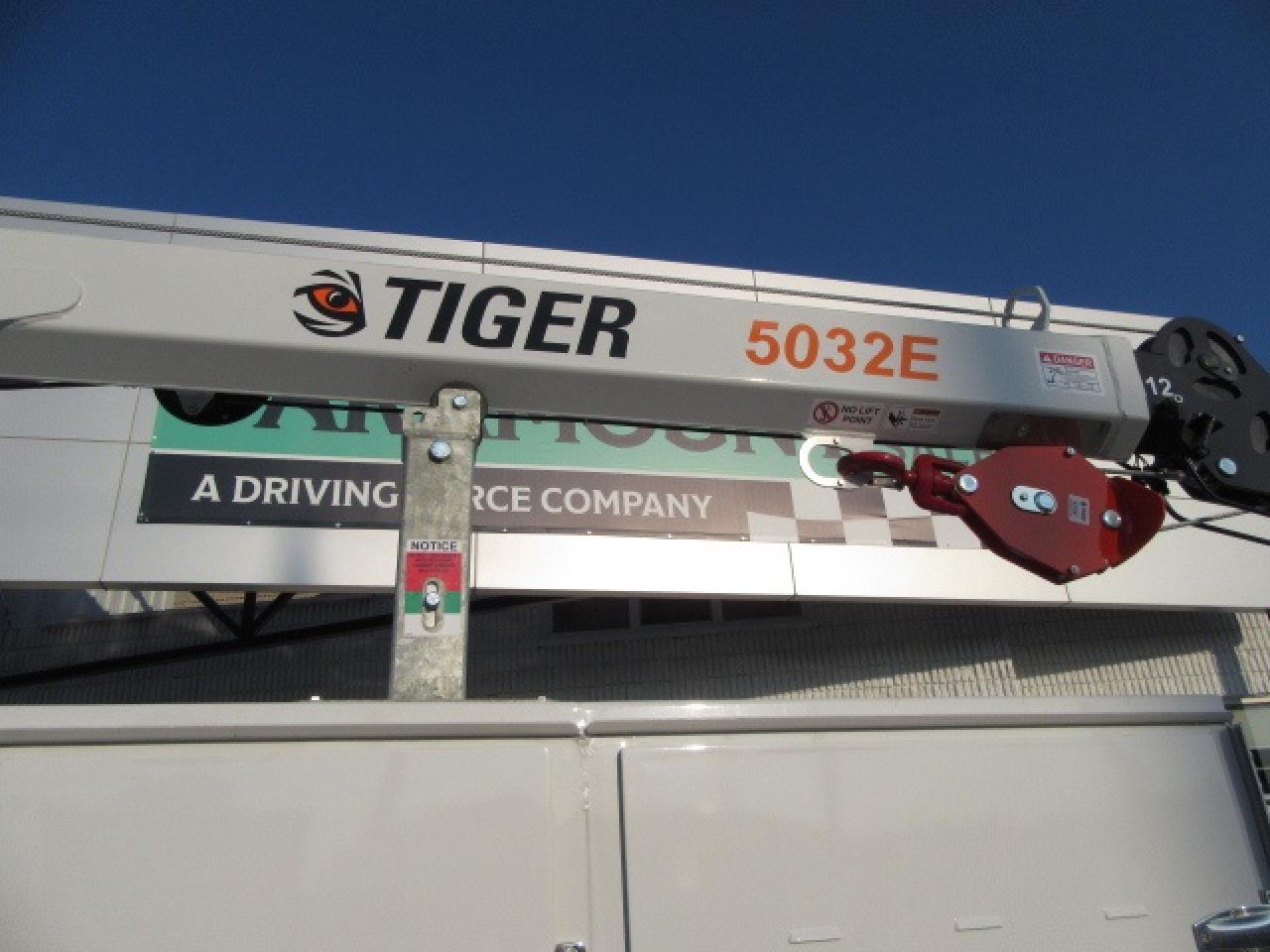 2021 Ford F-550 DIESEL CREW CAB 4X4 NEW SERVICE / UTILITY BODY Photo