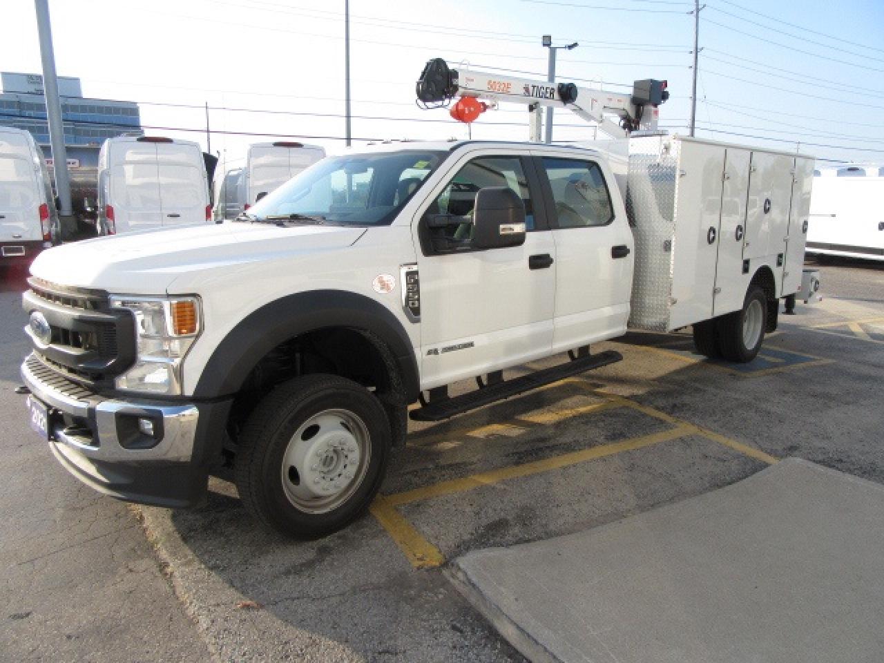 2021 Ford F-550 DIESEL CREW CAB 4X4 NEW SERVICE / UTILITY BODY Photo