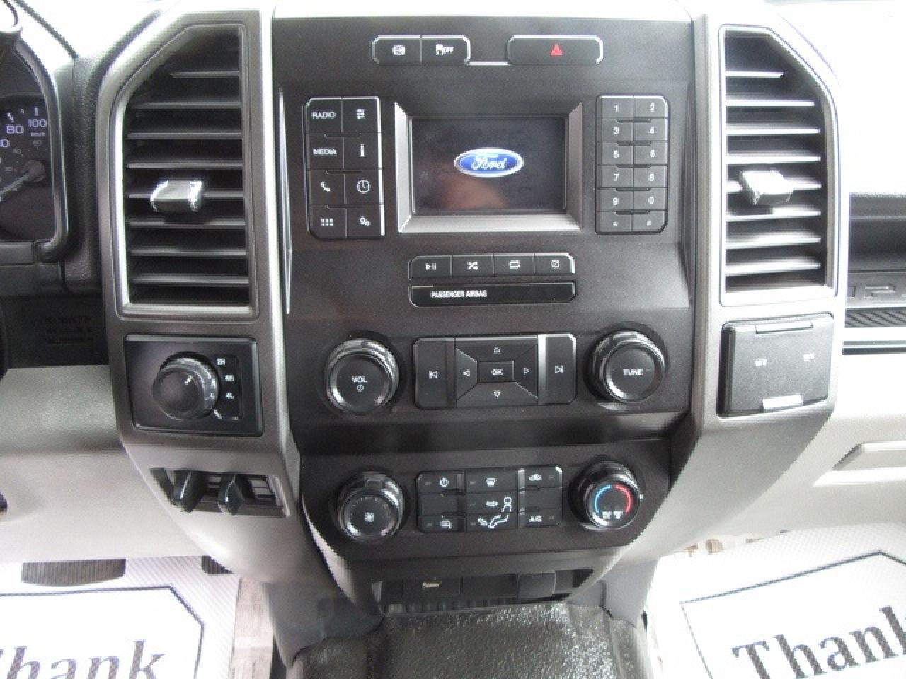 2022 Ford F-550 DIESEL CREW CAB 4X4 WITH 12FT STEEL DUMP BOX Photo