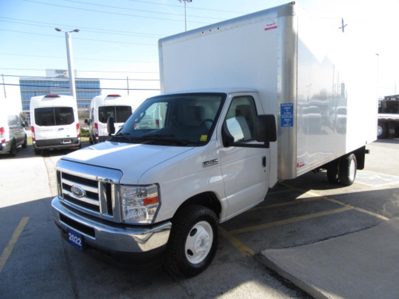 2022 Ford E-Series CUSTOM 18FT CUBE VAN HIGH BOX Photo