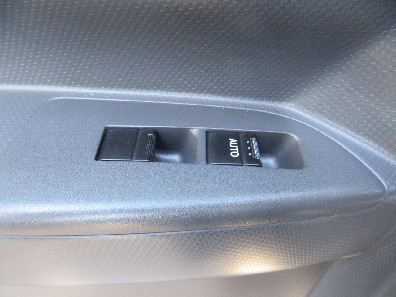 2023 Isuzu NPR GAS 20FT HIGH & WIDE BOX POWER LIFT GATE Photo