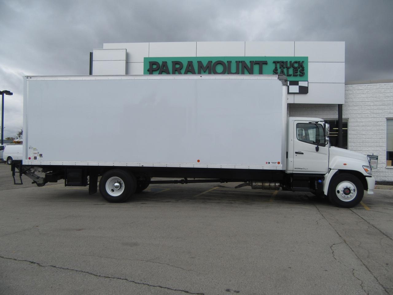 2023 Hino L7 WITH 26FT BOX LARGE ALUMINUM POWER LIFTGATE & RAMP Photo