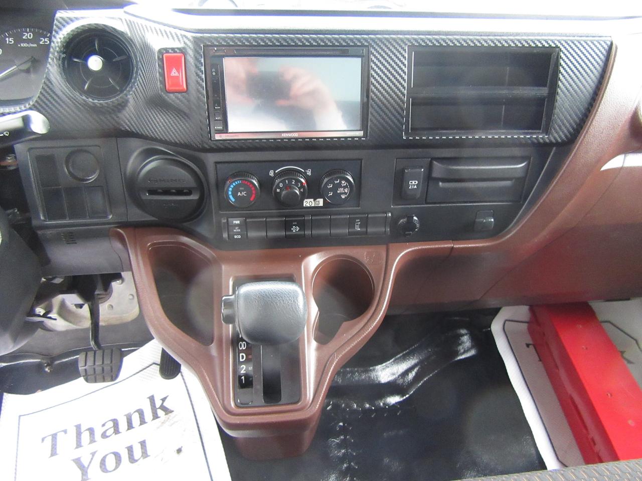 2023 Hino L7 WITH 26FT BOX LARGE ALUMINUM POWER LIFTGATE & RAMP Photo