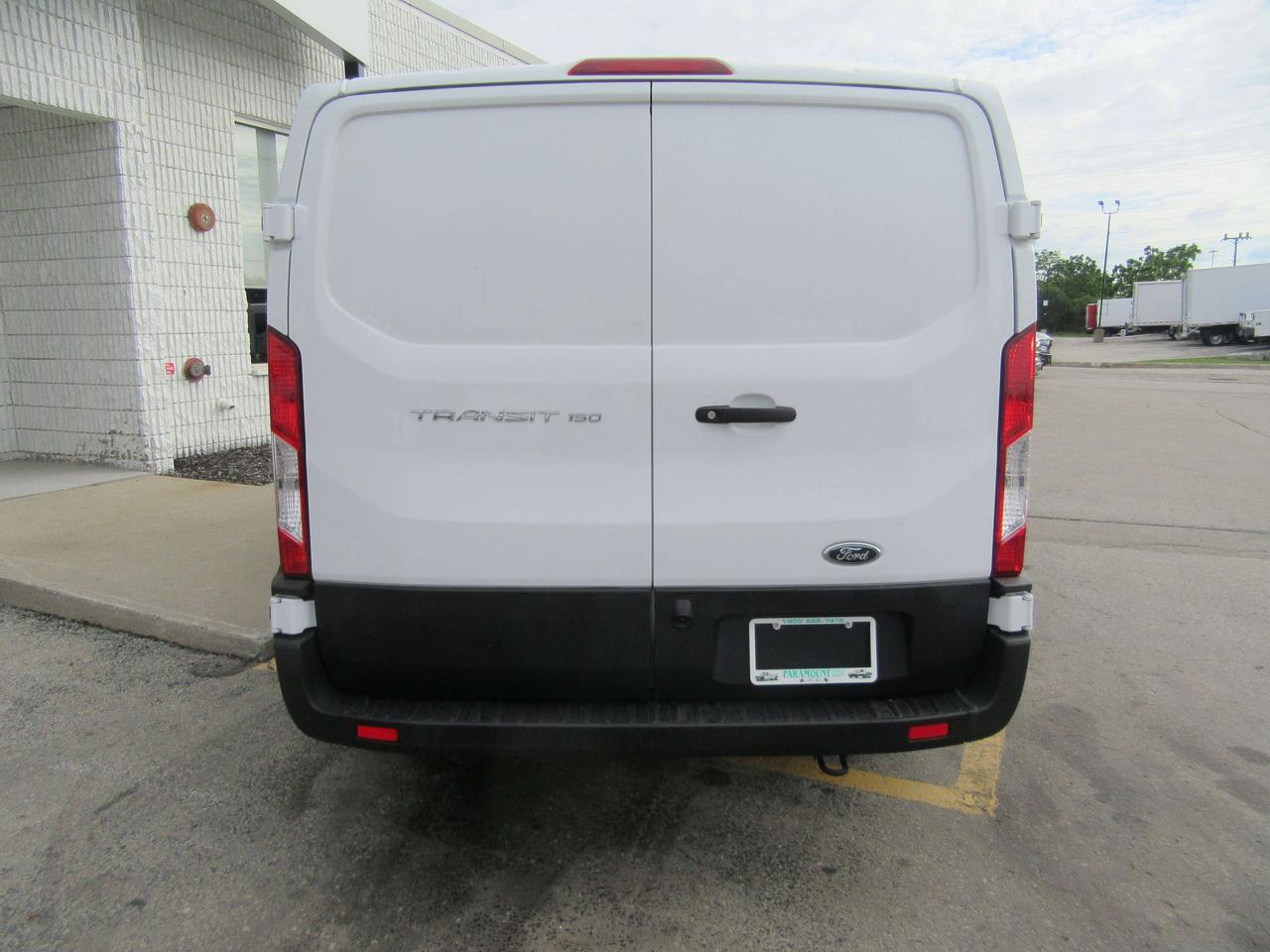 2025 Ford Transit T-150 LOWROOF 130 WB CARGO VAN Photo
