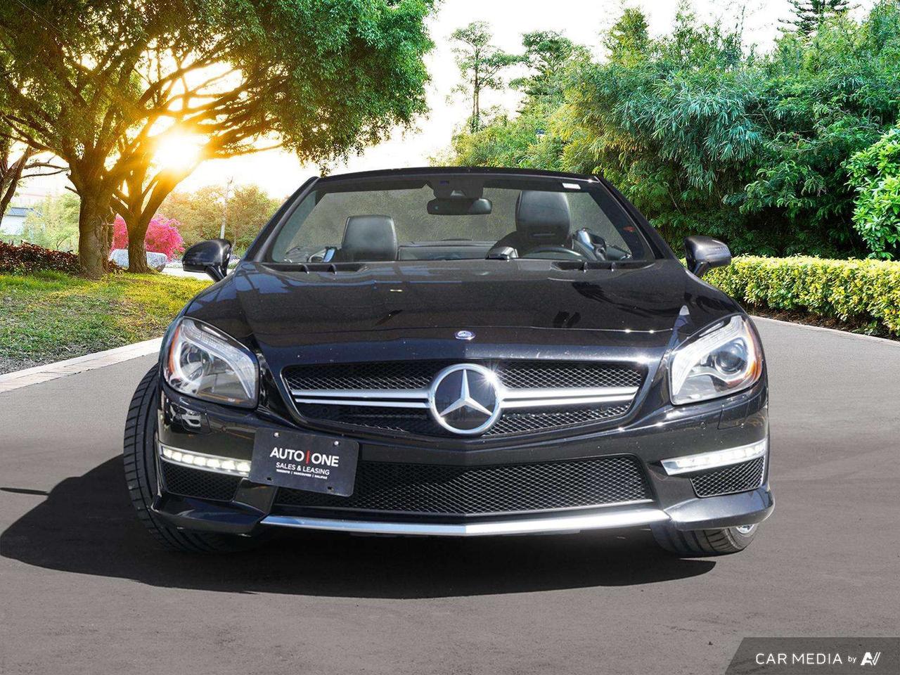 2013 Mercedes-Benz SL AMG PERFORMANCE l MAGIC SKYROOF l RED CALIPERS Photo